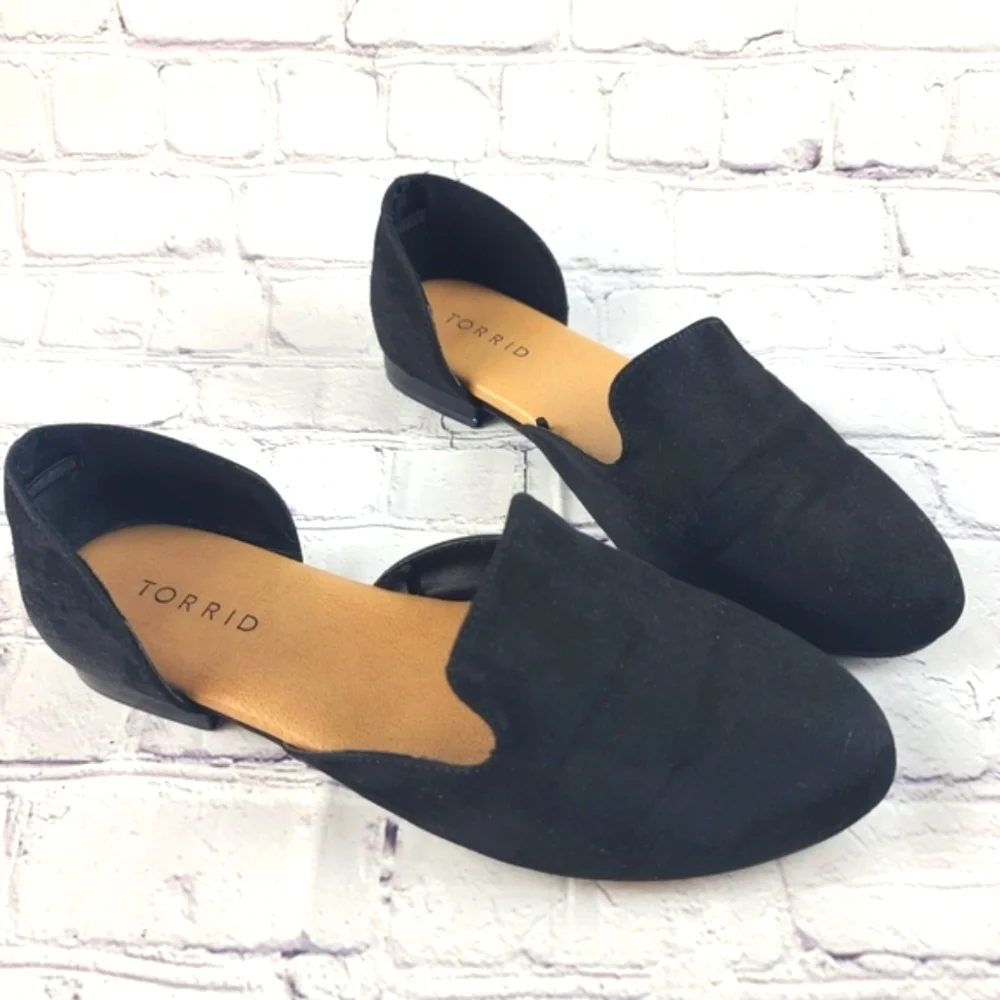 Torrid Size 8WW Faux Suede Almond Toe Dorsay Flats Shoes Black